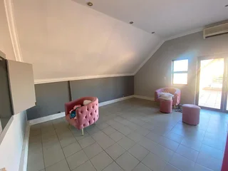 50 sqm Office To Let in Fourways