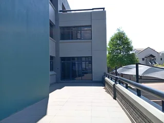 319m² Office to rent Sunninghill