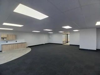 273 sqm Office to Let in Rosebank