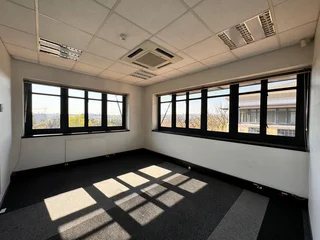 370 sqm Office to Let in Sandton