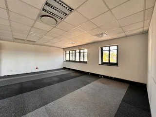 370 sqm Office to Let in Sandton