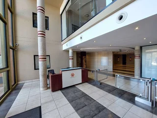 389 sqm Office to Let in Bedfordview