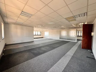 370 sqm Office to Let in Sandton