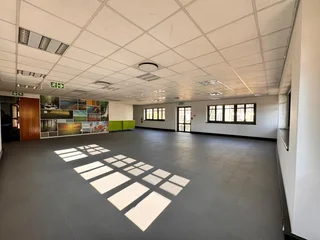 370 sqm Office to Let in Sandton