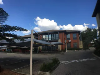 156 sqm Office to Let in Bedfordview
