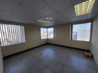 2nd Floor Office To Let in Bedford Centre