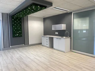 310 sqm Office To Let in Bryanston