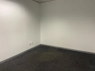 310 sqm Office To Let in Bryanston