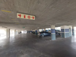 365 sqm office to Let in Bedfordview