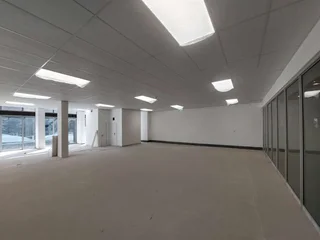 365 sqm office to Let in Bedfordview