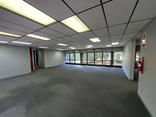 283 sqm Office to Let in Bedfordview
