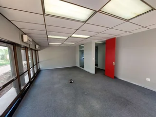 283 sqm Office to Let in Bedfordview