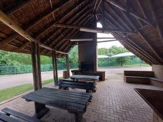 3722 sqm Office to Let in Bedfordview