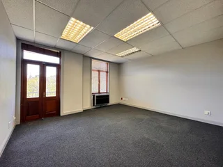 254 sqm Office to Let in Sandton
