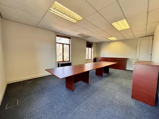 254 sqm Office to Let in Sandton