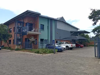 675m² Warehouse to rent Linbro Park