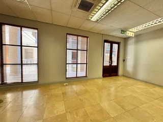 254 sqm Office to Let in Sandton
