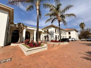 254 sqm Office to Let in Sandton