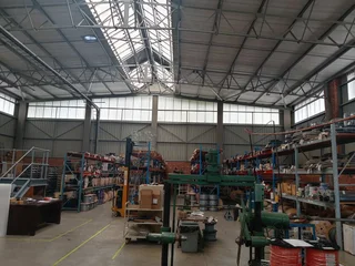 675m² Warehouse to rent Linbro Park