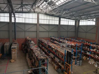 675m² Warehouse to rent Linbro Park