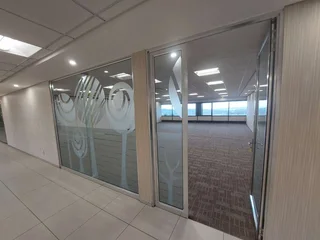 882 sqm Office to Let in Bedfordview