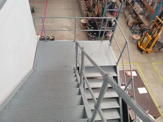 675m² Warehouse to rent Linbro Park