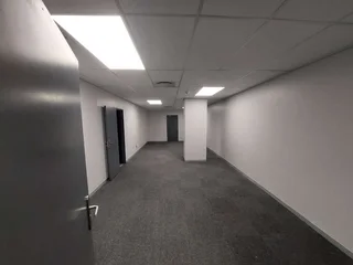 1140 sqm Office to Let