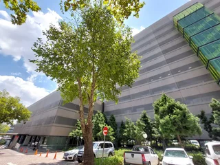 1140 sqm Office to Let