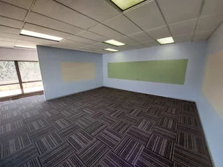 1227 sqm Office to Let in Bedfordview