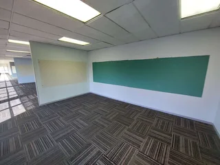 1227 sqm Office to Let in Bedfordview