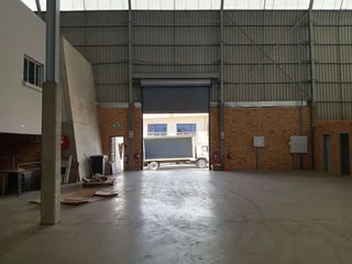 741m² Warehouse to rent, Linbro Park