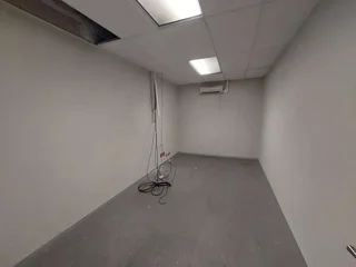 1227 sqm Office to Let in Bedfordview