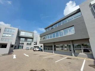742 sqm Bedfordview Office to Let
