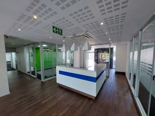 2389 sqm 1st Floor Office to Let
