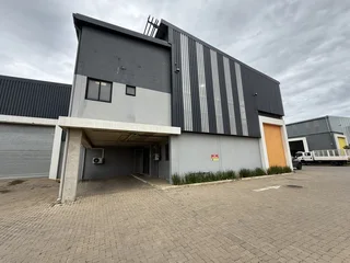 172m Industrial Property To Let in Shakas Head