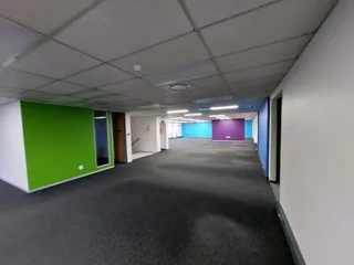 2389 sqm 1st Floor Office to Let