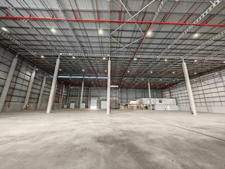 4&#39;788m2 Warehouse TO RENT/TO LET in Glen Anil | Swindon Property