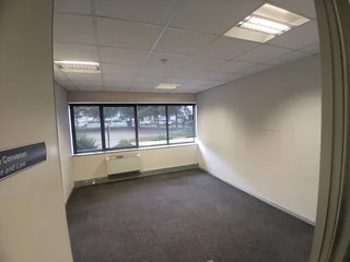 1993 sqm Office to Let in Bedfordview