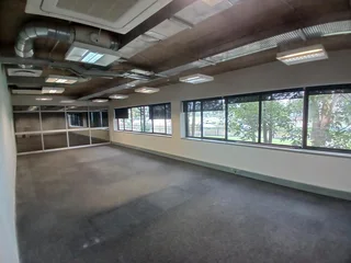 1993 sqm Office to Let in Bedfordview