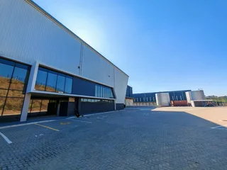 4&#39;788m2 Warehouse TO RENT/TO LET in Glen Anil | Swindon Property