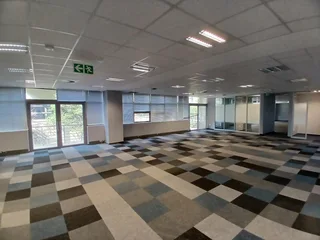 1575 sqm Office to Let in Rosebank