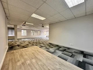 172 sqm Office to Let in Sandton