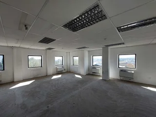 150 sqm Office to Let in Bedfordview