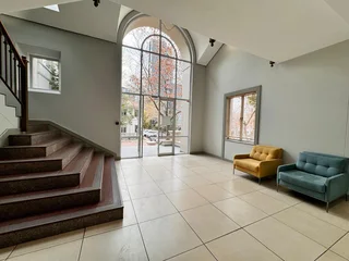 172 sqm Office to Let in Sandton