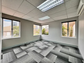 172 sqm Office to Let in Sandton