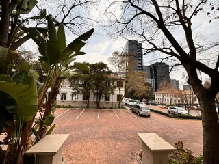 172 sqm Office to Let in Sandton