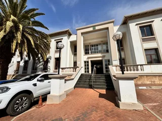 250 sqm Office to Let in Sandton