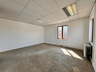 250 sqm Office to Let in Sandton