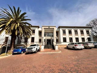 250 sqm Office to Let in Sandton