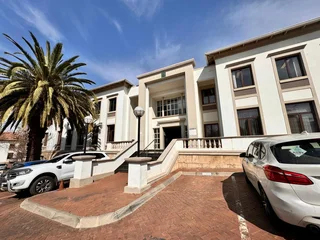250 sqm Office to Let in Sandton